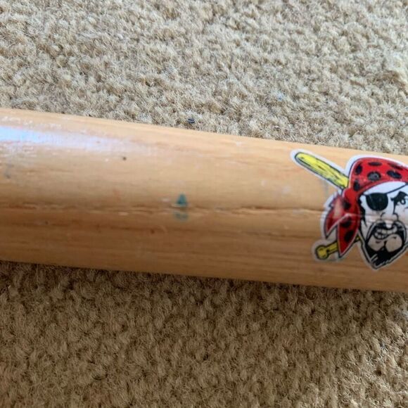 Pittsburgh Pirates Louisville Slugger 18” Wooden Baseball Bat - Picture 4 of 7